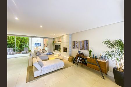 Sala de casa de condomínio à venda com 3 quartos, 241m² em Tremembé, São Paulo