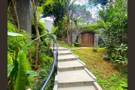 Casa de condomínio à venda com 241m², 3 quartos e 3 vagasÁrea comum