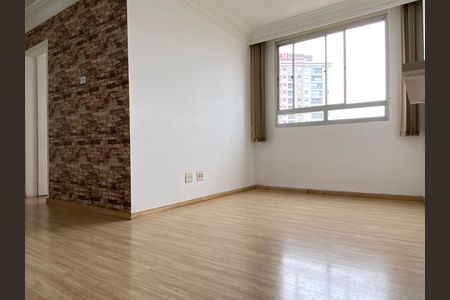 Apartamento para alugar com 81m², 2 quartos e 1 vaga Apartamento para alugar com 81m², 2 quartos e 1 vagaSala