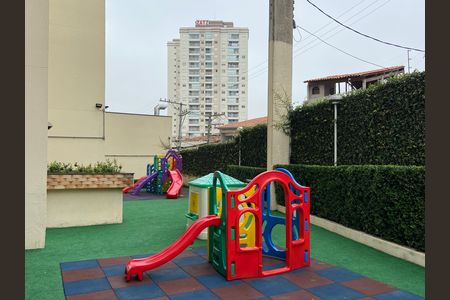 Apartamento para alugar com 81m², 2 quartos e 1 vaga Apartamento para alugar com 81m², 2 quartos e 1 vagaÁrea comum - Playground