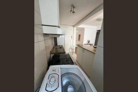 Cozinha de apartamento para alugar com 2 quartos, 60m² em Azenha, Porto Alegre