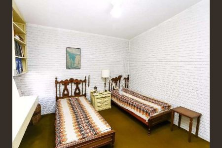 Casa à venda com 5 quartos, 240m² em Retiro Morumbi, São Paulo