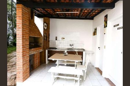 Casa à venda com 5 quartos, 240m² em Retiro Morumbi, São Paulo
