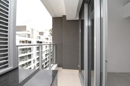 Apartamento à venda com 80m², 1 quarto e 1 vagaSacada do Flat
