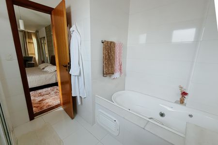 Apartamento para alugar com 3 quartos, 170m² em Paineiras, Juiz de Fora