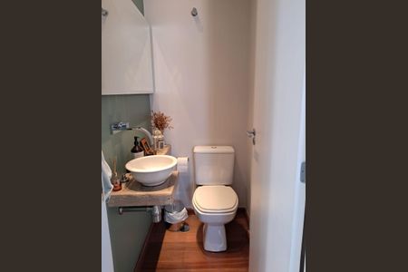 Apartamento à venda com 110m², 2 quartos e 2 vagas Apartamento à venda com 110m², 2 quartos e 2 vagasBanheiro
