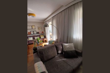 Apartamento à venda com 110m², 2 quartos e 2 vagas Apartamento à venda com 110m², 2 quartos e 2 vagasSala