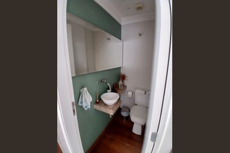 Apartamento à venda com 110m², 2 quartos e 2 vagas Apartamento à venda com 110m², 2 quartos e 2 vagasBanheiro
