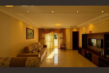 Casa para alugar com 225m², 3 quartos e 4 vagas Casa para alugar com 225m², 3 quartos e 4 vagasSala - Sala de Jantar