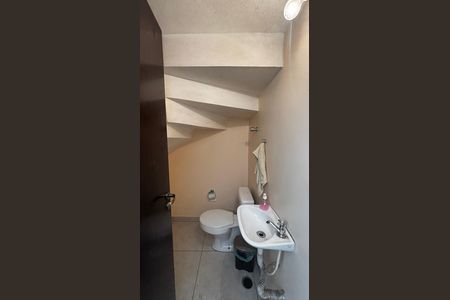Casa para alugar com 225m², 3 quartos e 4 vagas Casa para alugar com 225m², 3 quartos e 4 vagasGaragem - Banheiro