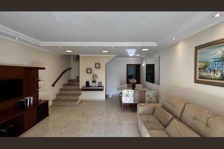 Casa para alugar com 225m², 3 quartos e 4 vagas Casa para alugar com 225m², 3 quartos e 4 vagasSala - Sala de Jantar