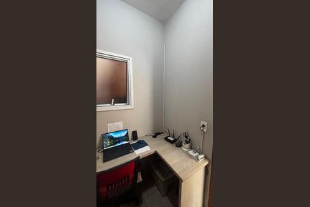 Casa para alugar com 225m², 3 quartos e 4 vagas Casa para alugar com 225m², 3 quartos e 4 vagasGaragem - Escritorio