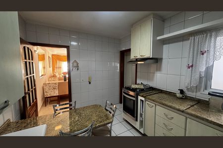 Casa para alugar com 225m², 3 quartos e 4 vagas Casa para alugar com 225m², 3 quartos e 4 vagasCozinha