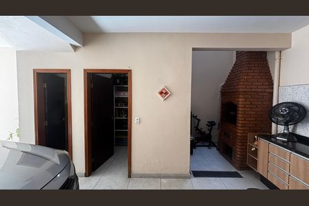 Casa para alugar com 225m², 3 quartos e 4 vagas Casa para alugar com 225m², 3 quartos e 4 vagasGaragem