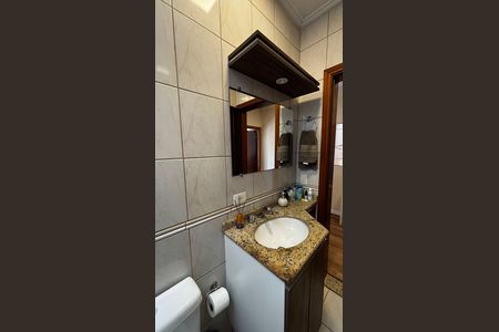 Casa para alugar com 225m², 3 quartos e 4 vagas Casa para alugar com 225m², 3 quartos e 4 vagasBanheiro