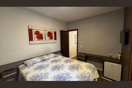 Casa para alugar com 225m², 3 quartos e 4 vagas Casa para alugar com 225m², 3 quartos e 4 vagasSuite