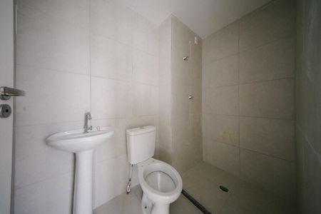 Apartamento para alugar com 41m², 2 quartos e 1 vaga Apartamento para alugar com 41m², 2 quartos e 1 vagaBanheiro