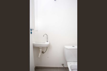 Casa para alugar com 98m², 2 quartos e 2 vagasLavabo