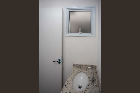Casa para alugar com 98m², 2 quartos e 2 vagasBanheiro da Suíte 1
