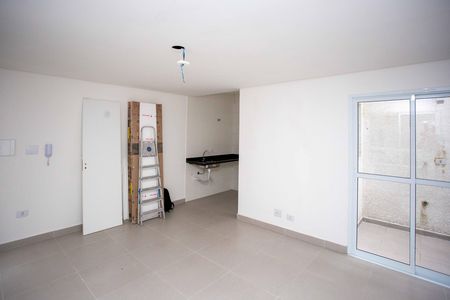 Casa para alugar com 98m², 2 quartos e 2 vagasSala
