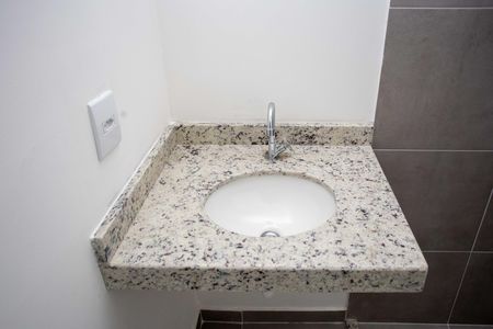 Banheiro da Suíte 2 de casa para alugar com 2 quartos, 98m² em Centro, Diadema