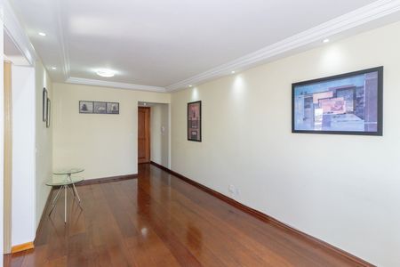 Apartamento à venda com 63m², 2 quartos e 1 vaga Apartamento à venda com 63m², 2 quartos e 1 vagaSala