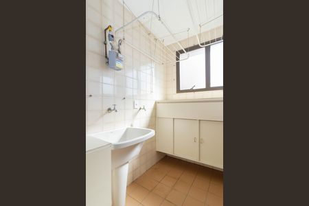 Apartamento à venda com 63m², 2 quartos e 1 vaga Apartamento à venda com 63m², 2 quartos e 1 vagaLavanderia