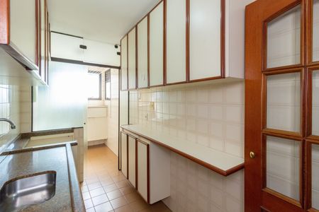 Apartamento à venda com 63m², 2 quartos e 1 vaga Apartamento à venda com 63m², 2 quartos e 1 vagaCozinha