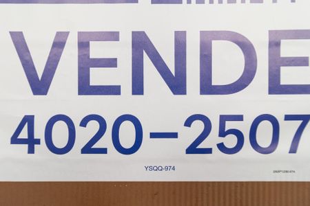 Casa à venda com 299m², 3 quartos e 5 vagas Casa à venda com 299m², 3 quartos e 5 vagasPlaca YSQQ-974