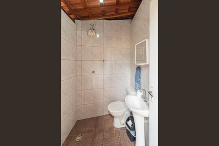 Casa à venda com 299m², 3 quartos e 5 vagas Casa à venda com 299m², 3 quartos e 5 vagasBanheiro de serviço