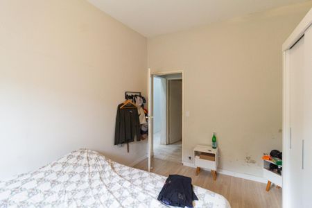 Casa à venda com 299m², 3 quartos e 5 vagas Casa à venda com 299m², 3 quartos e 5 vagasQuarto 3