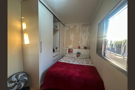 Casa à venda com 140m², 3 quartos e 2 vagas Casa à venda com 140m², 3 quartos e 2 vagasQuarto 1