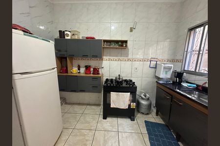 Casa à venda com 140m², 3 quartos e 2 vagas Casa à venda com 140m², 3 quartos e 2 vagasCozinha