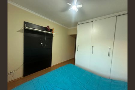 Casa à venda com 140m², 3 quartos e 2 vagas Casa à venda com 140m², 3 quartos e 2 vagasSuíte