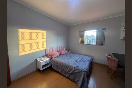 Casa à venda com 140m², 3 quartos e 2 vagas Casa à venda com 140m², 3 quartos e 2 vagasQuarto 2