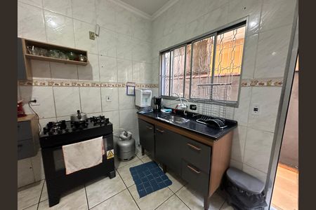 Casa à venda com 140m², 3 quartos e 2 vagas Casa à venda com 140m², 3 quartos e 2 vagasCozinha