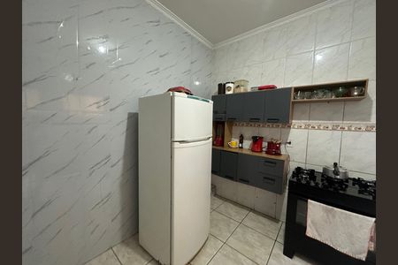 Casa à venda com 140m², 3 quartos e 2 vagas Casa à venda com 140m², 3 quartos e 2 vagasCozinha