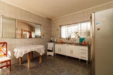Casa para alugar com 380m², 3 quartos e 5 vagas Casa para alugar com 380m², 3 quartos e 5 vagasCozinha