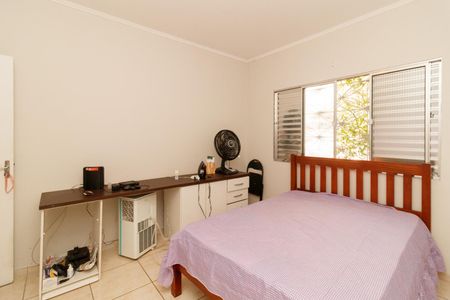 Casa para alugar com 380m², 3 quartos e 5 vagas Casa para alugar com 380m², 3 quartos e 5 vagasQuarto 2