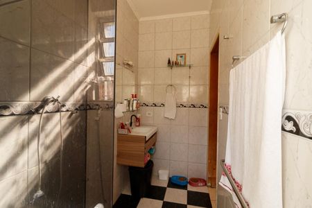Casa para alugar com 380m², 3 quartos e 5 vagas Casa para alugar com 380m², 3 quartos e 5 vagasBanheiro da Suíte
