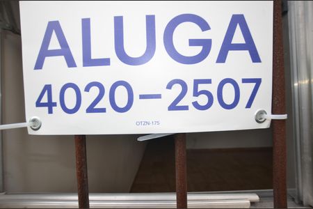 Apartamento para alugar com 58m², 3 quartos e 1 vagaPlaca instalada