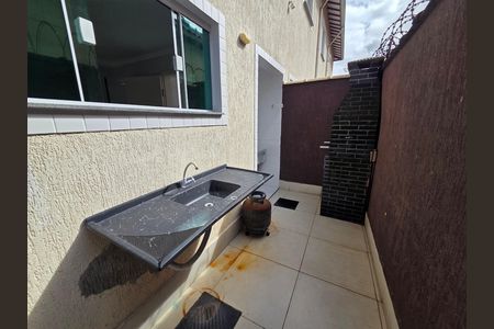 Casa de condomínio para alugar com 84m², 3 quartos e 1 vaga Casa de condomínio para alugar com 84m², 3 quartos e 1 vagaChurrasqueira