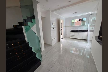 Casa de condomínio para alugar com 84m², 3 quartos e 1 vaga Casa de condomínio para alugar com 84m², 3 quartos e 1 vagaCozinha