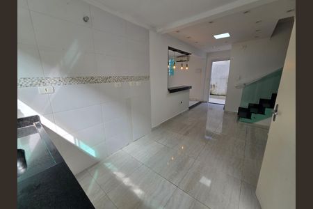 Casa de condomínio para alugar com 84m², 3 quartos e 1 vaga Casa de condomínio para alugar com 84m², 3 quartos e 1 vagaCozinha