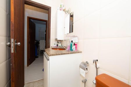 Apartamento para alugar com 74m², 3 quartos e 1 vaga Apartamento para alugar com 74m², 3 quartos e 1 vagaBANHEIRO