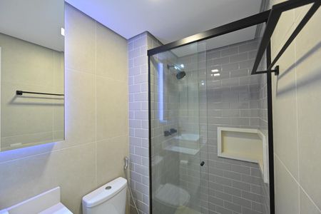 Apartamento à venda com 49m², 1 quarto e 1 vaga Apartamento à venda com 49m², 1 quarto e 1 vagaBanheiro da Suíte