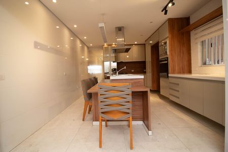 Casa para alugar com 186m², 3 quartos e 4 vagasCozinha - Armários