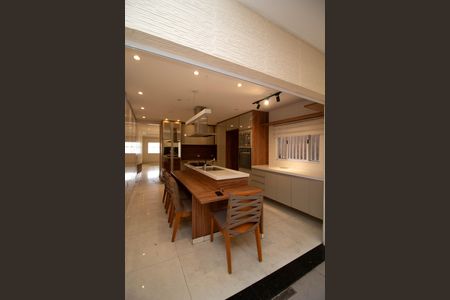 Casa para alugar com 186m², 3 quartos e 4 vagasCozinha - Armários