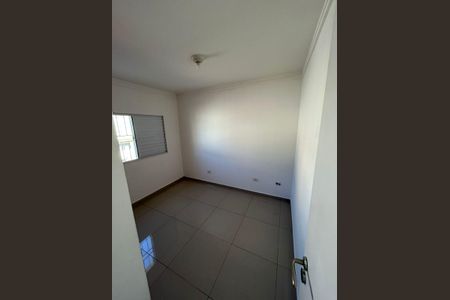 Quarto de casa de condomínio para alugar com 2 quartos, 56m² em Caguaçu, Sorocaba