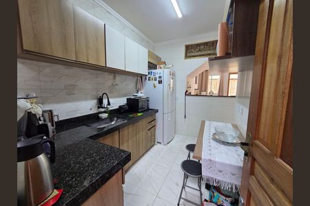Cozinha de casa de condomínio para alugar com 2 quartos, 60m² em Parque das Americas, Praia Grande